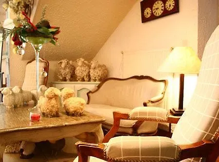 Ξενοδοχείο Restaurant La Bergerie 3*